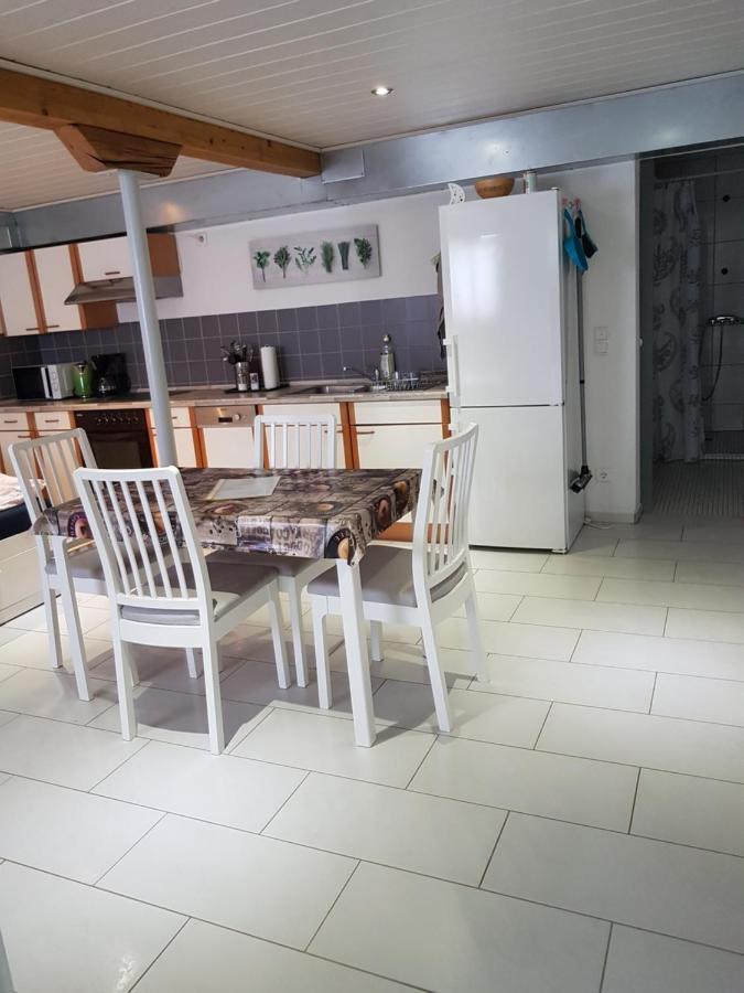 Ferienwohnung/Monteurzimmer Auf Dem Bauernhof Mörlenbach Dış mekan fotoğraf