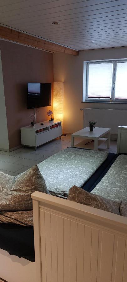 Ferienwohnung/Monteurzimmer Auf Dem Bauernhof Mörlenbach Dış mekan fotoğraf